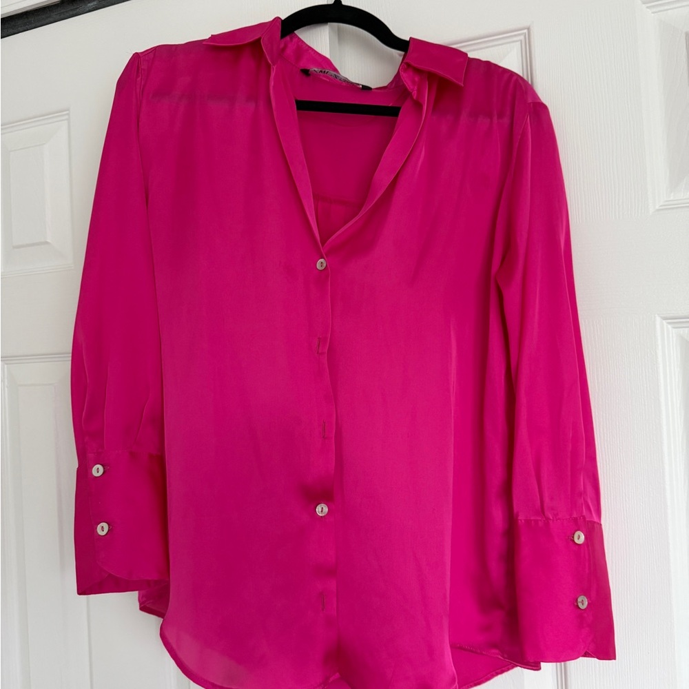 Women’s Fuchsia Button-Up Blouse